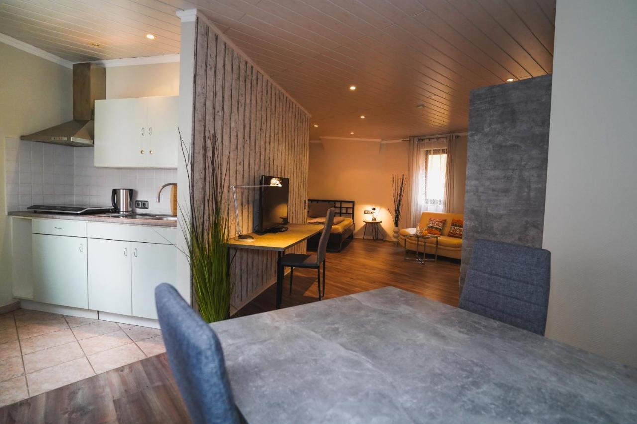 Gaestehaus Praesenzhof 本斯海姆 外观 照片