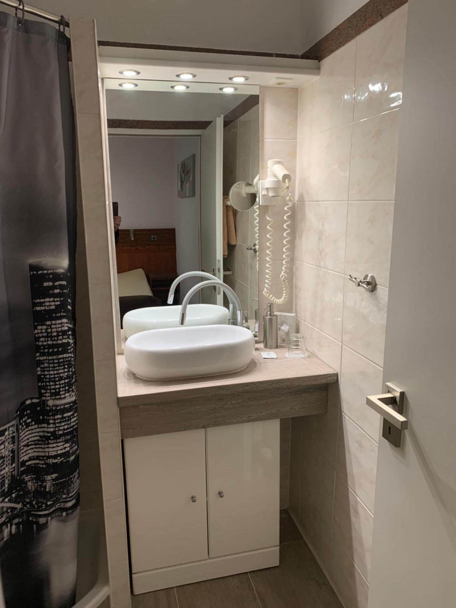 Gaestehaus Praesenzhof 本斯海姆 外观 照片