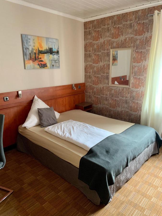 Gaestehaus Praesenzhof 本斯海姆 外观 照片