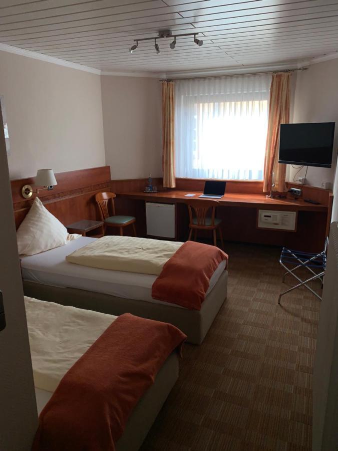 Gaestehaus Praesenzhof 本斯海姆 外观 照片