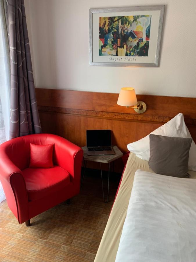 Gaestehaus Praesenzhof 本斯海姆 外观 照片